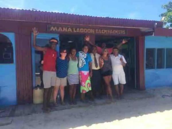 Villa Mana Lagoon Backpackers Exterior foto