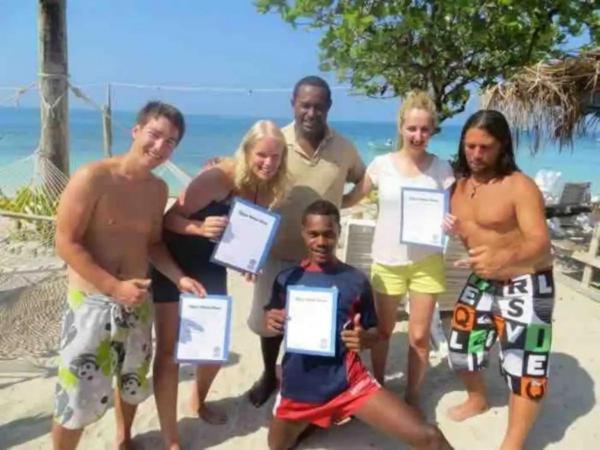 Villa Mana Lagoon Backpackers Exterior foto